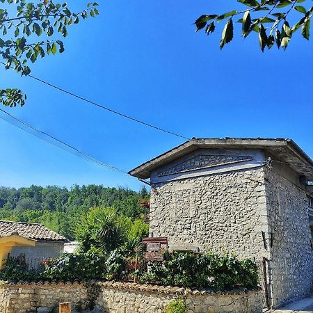 Casale Dei Ricordi Bed & Breakfast Arce Eksteriør bilde