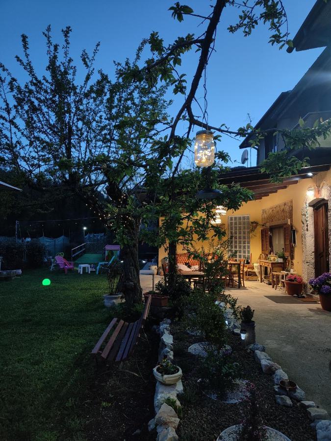 Casale Dei Ricordi Bed & Breakfast Arce Eksteriør bilde