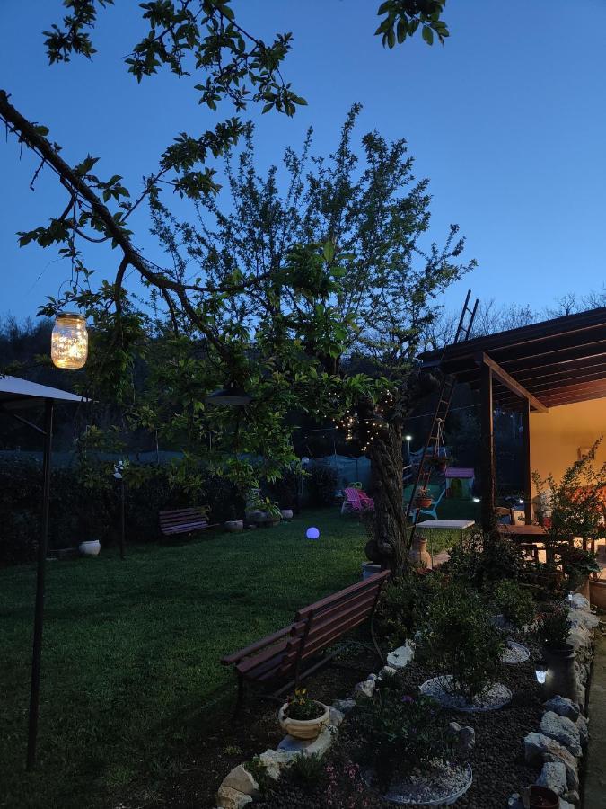 Casale Dei Ricordi Bed & Breakfast Arce Eksteriør bilde