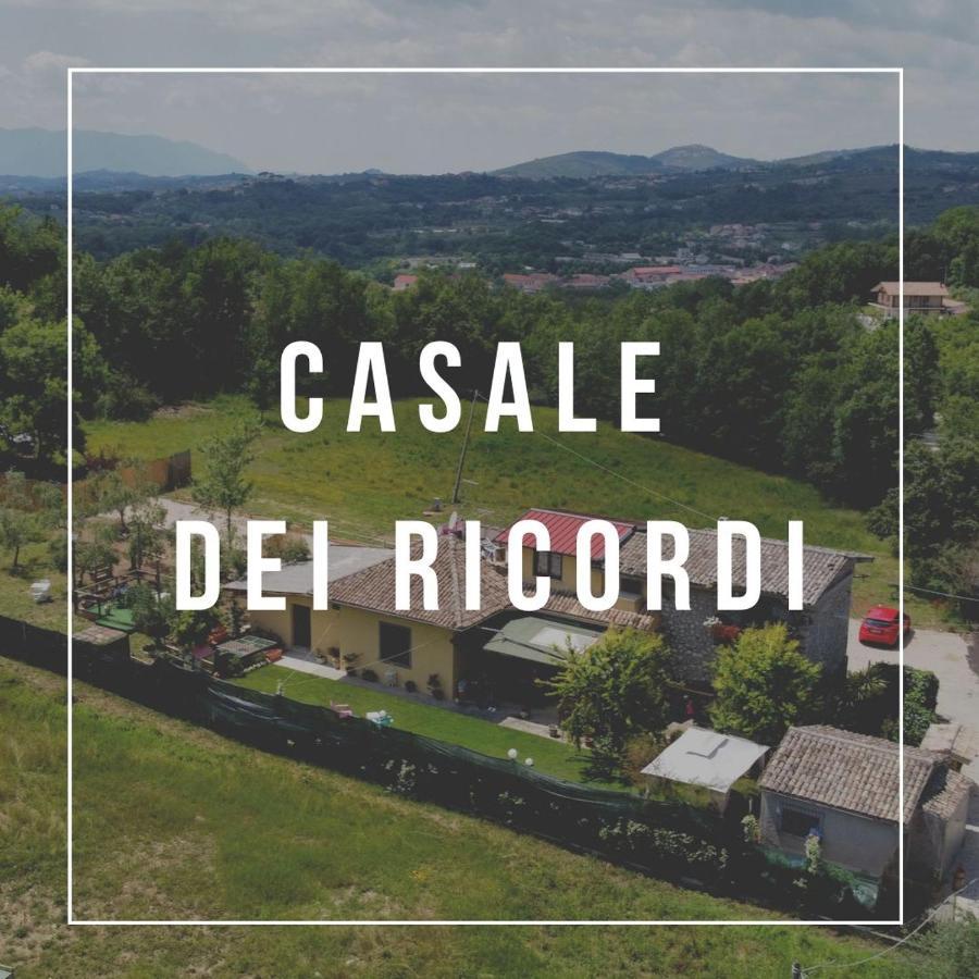 Casale Dei Ricordi Bed & Breakfast Arce Eksteriør bilde