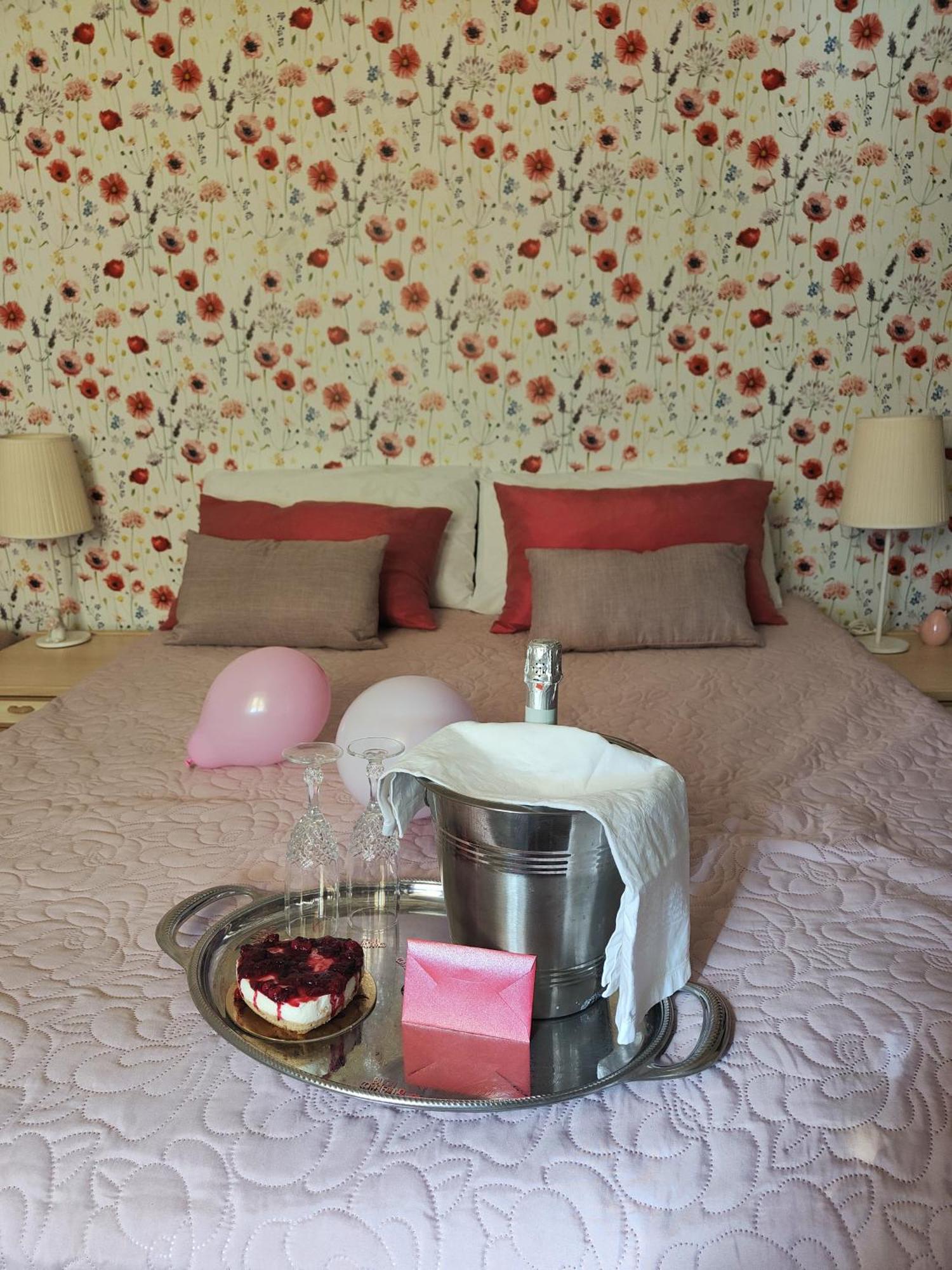 Casale Dei Ricordi Bed & Breakfast Arce Eksteriør bilde